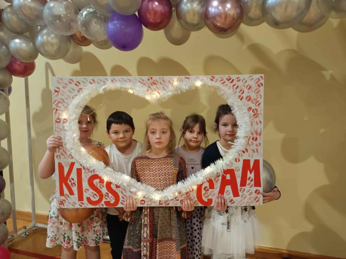 Miniaturka artykułu Dyskoteka Andrzejkowa w klasach 1-3