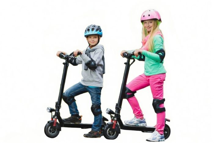 Miniaturka artykułu Uwaga. Zmiany w przepisach dla rowerzystów i użytkowników hulajnóg elektrycznych